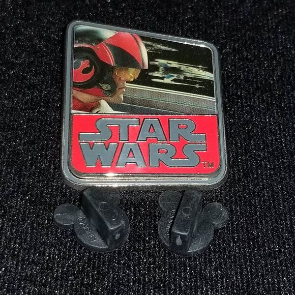 Disney Poe LE Pin Star Wars The Force Awakens Countdown #2 111105 2015 - Picture 3 of 7